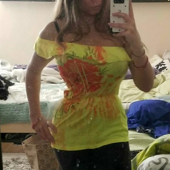 One Shoulder Top - Picture 3 of 5